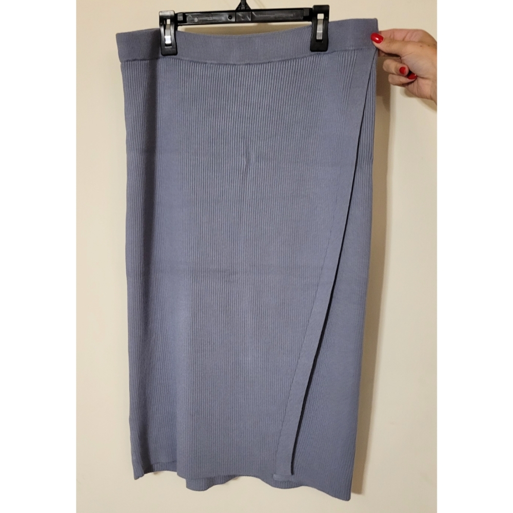 Abercrombie & Fitch sweater skirt thigh slit